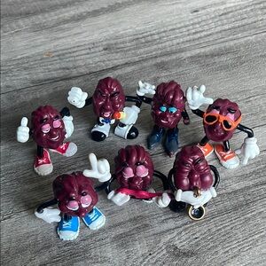 1987-1988 vintage 7 pcs california Raisins rubber figure -